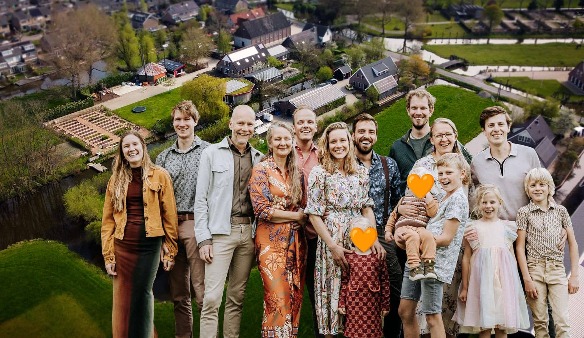 Miért osztozik 15 ember egy hálózaton kívüli birtokon Hollandiában