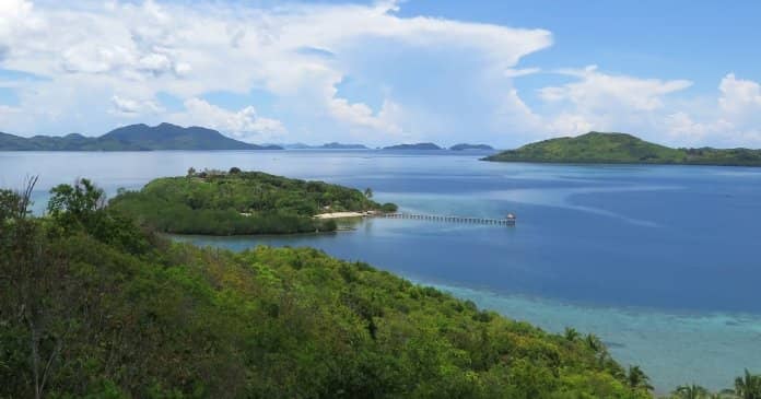 Sulubaaï Foundation: Off-grid protected paradise